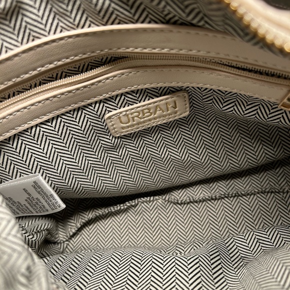 Urban Expressions 2 Way Bag - Picture 7 of 7